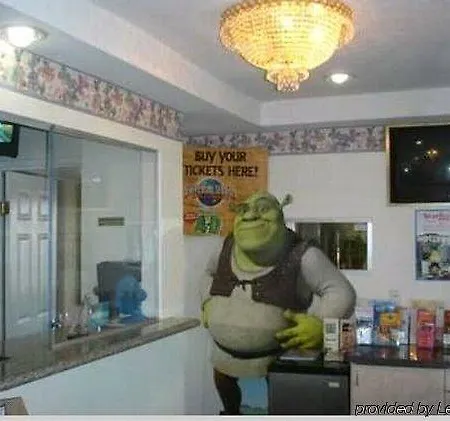 Hollywood Guest Inn 
